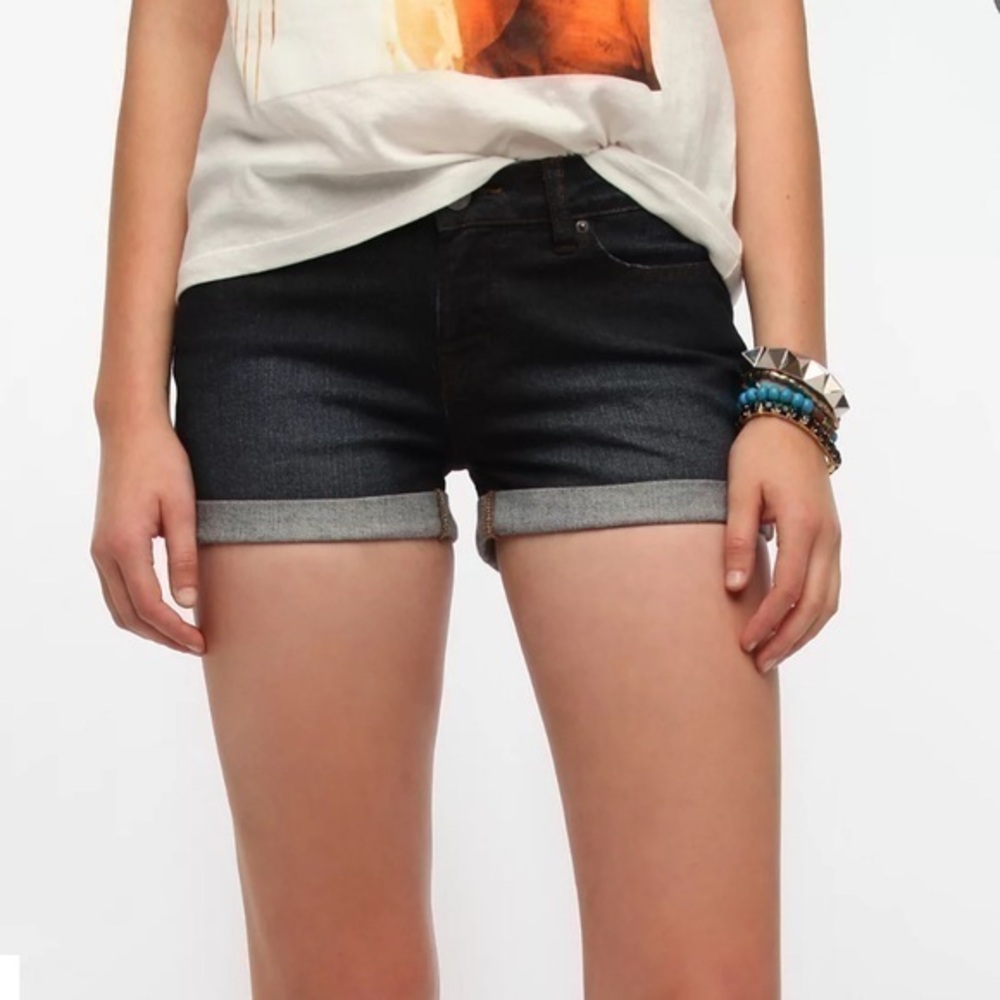 BDG Alexa Mid-Rise Short SIZE 31